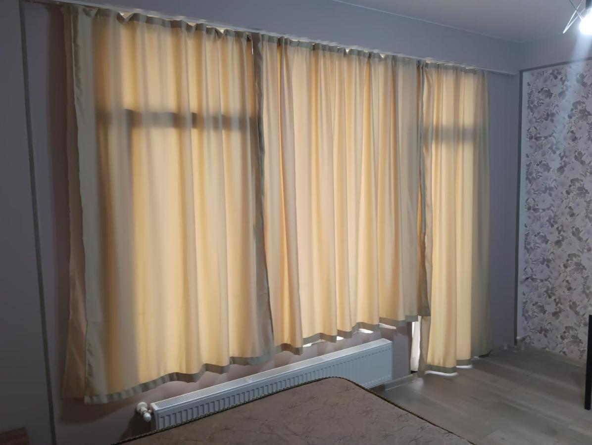 Mary'S Cozy & Lovely Studio On Very Quiet Khosharauli Street Тбилиси Екстериор снимка
