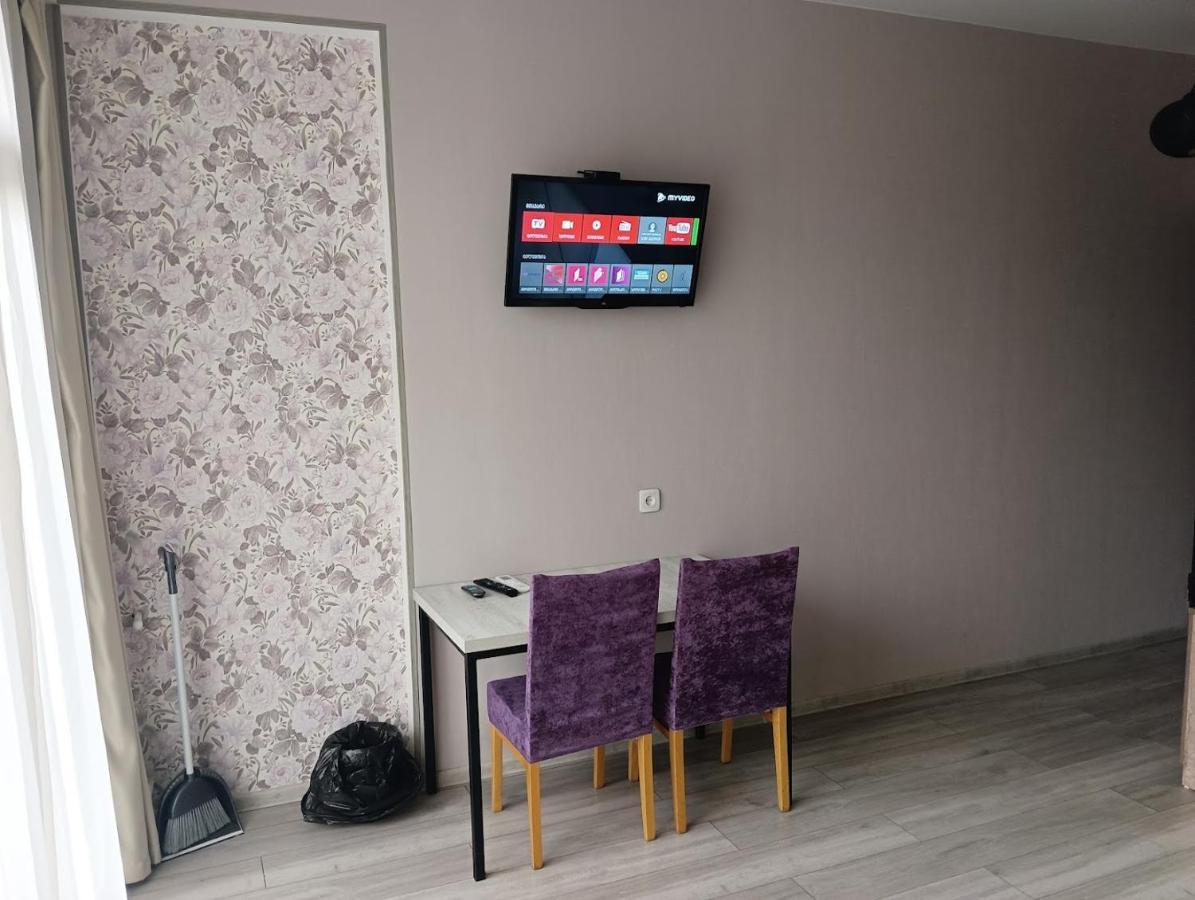 Mary'S Cozy & Lovely Studio On Very Quiet Khosharauli Street Тбилиси Екстериор снимка